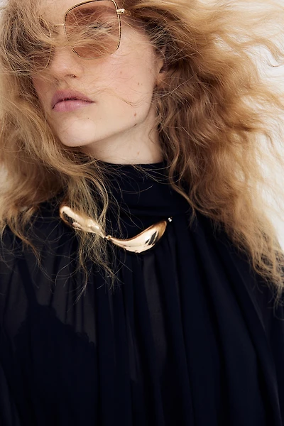 Asymmetric-detail Necklace