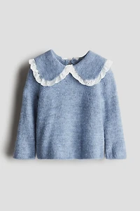 Sweater with Peter Pan Collar