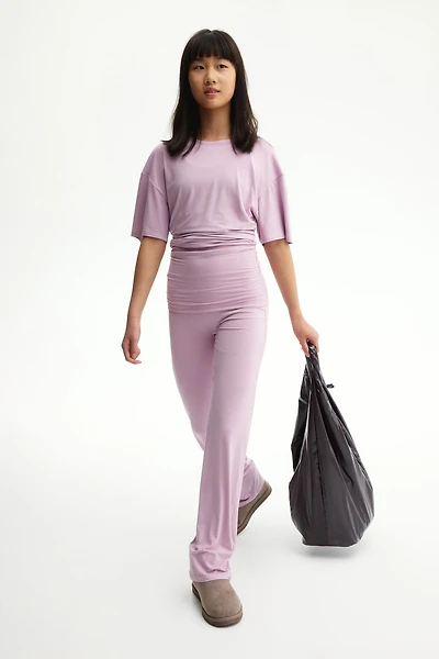 Flared Yoga Leggings with SoftMove™