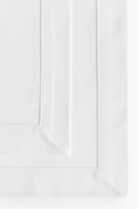 Lot de 2 napperons damassés