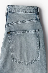 Jean Coupe Amincie et Galbée Taille Haute