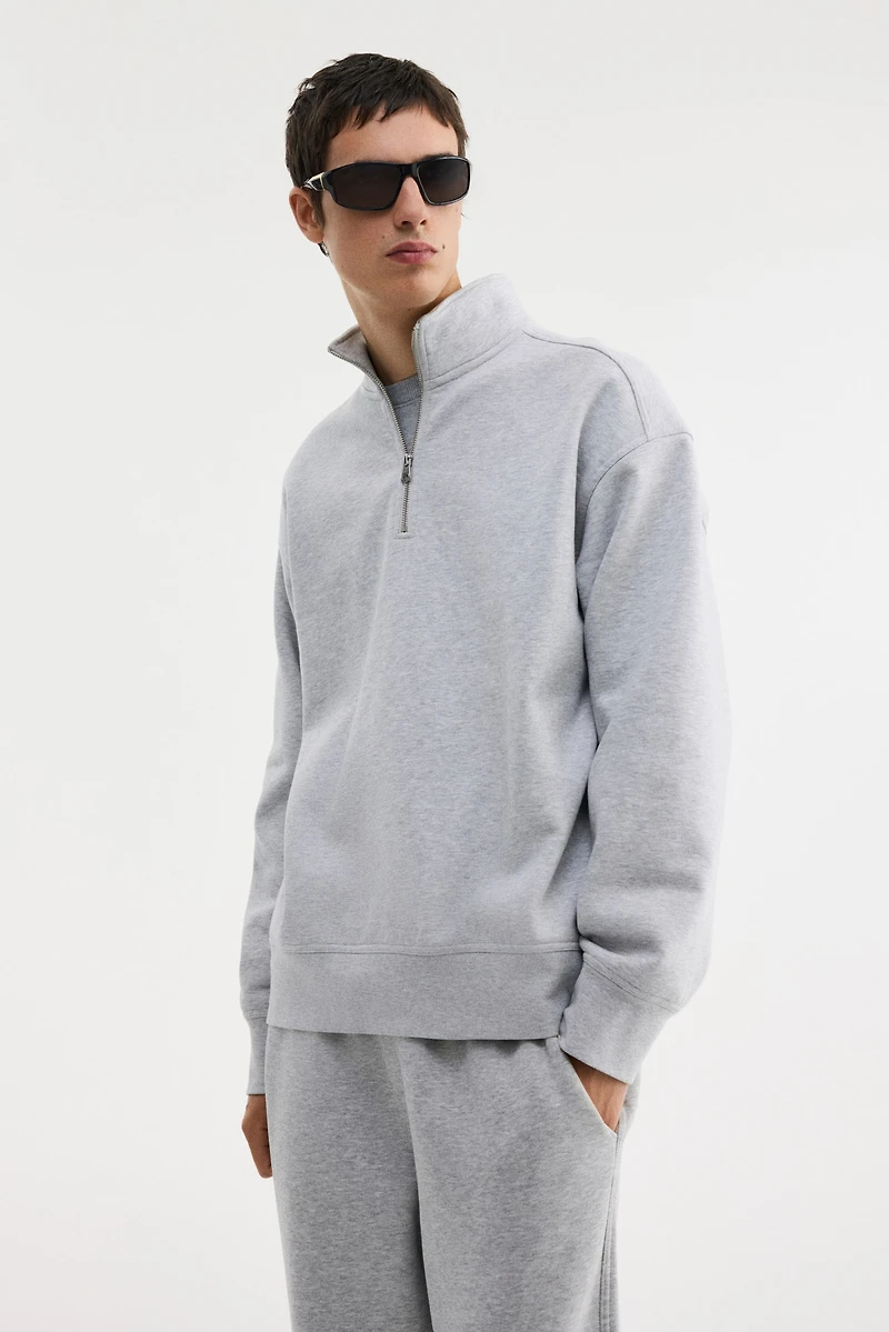 Chandail ample avec col à fermeture éclair