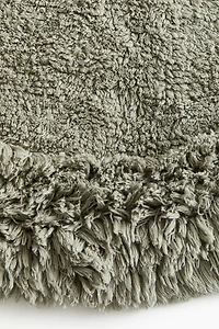 Oval Tufted Bath Mat