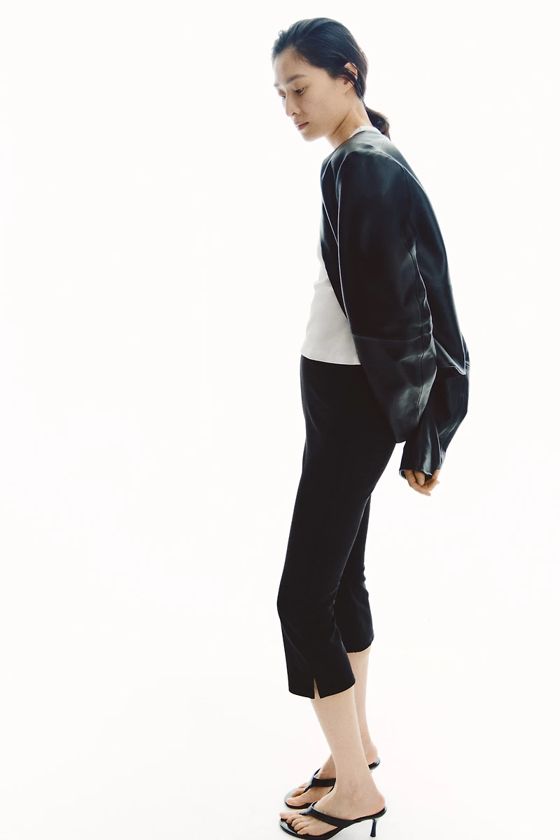 Capri Pants with Belt