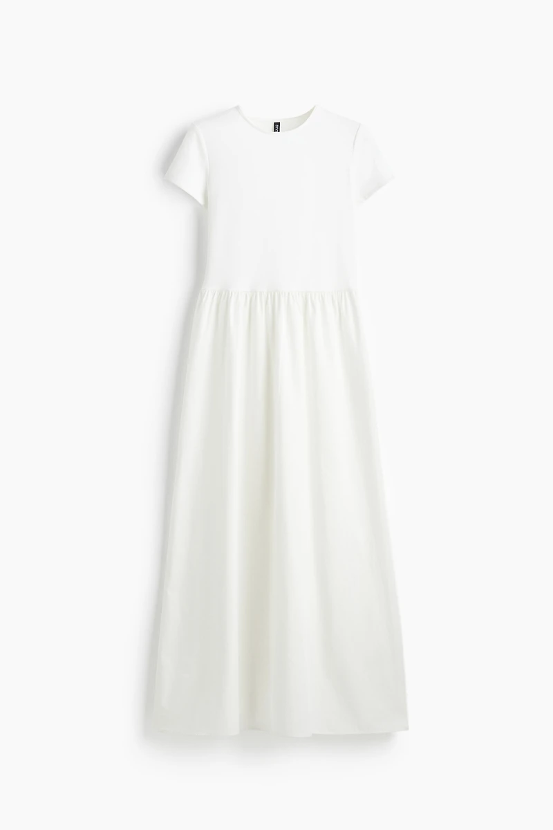 Robe maxi à manches courtes