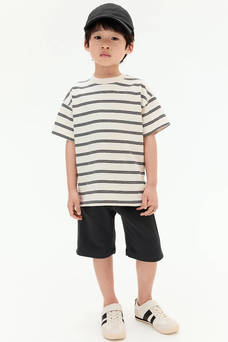 2-Piece T-Shirt and Shorts Set