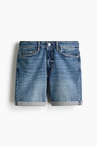 Short près du corps en denim