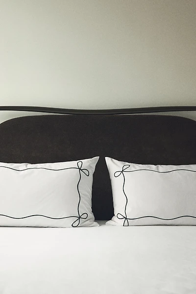 Taie d'oreiller brodée en percale de coton