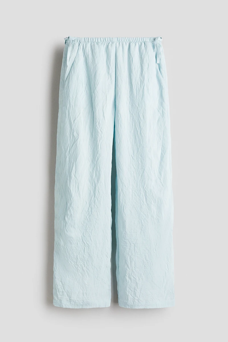 Pantalon avec détails à nouer
