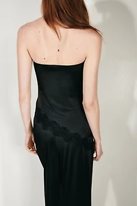 Haut tube à dentelle