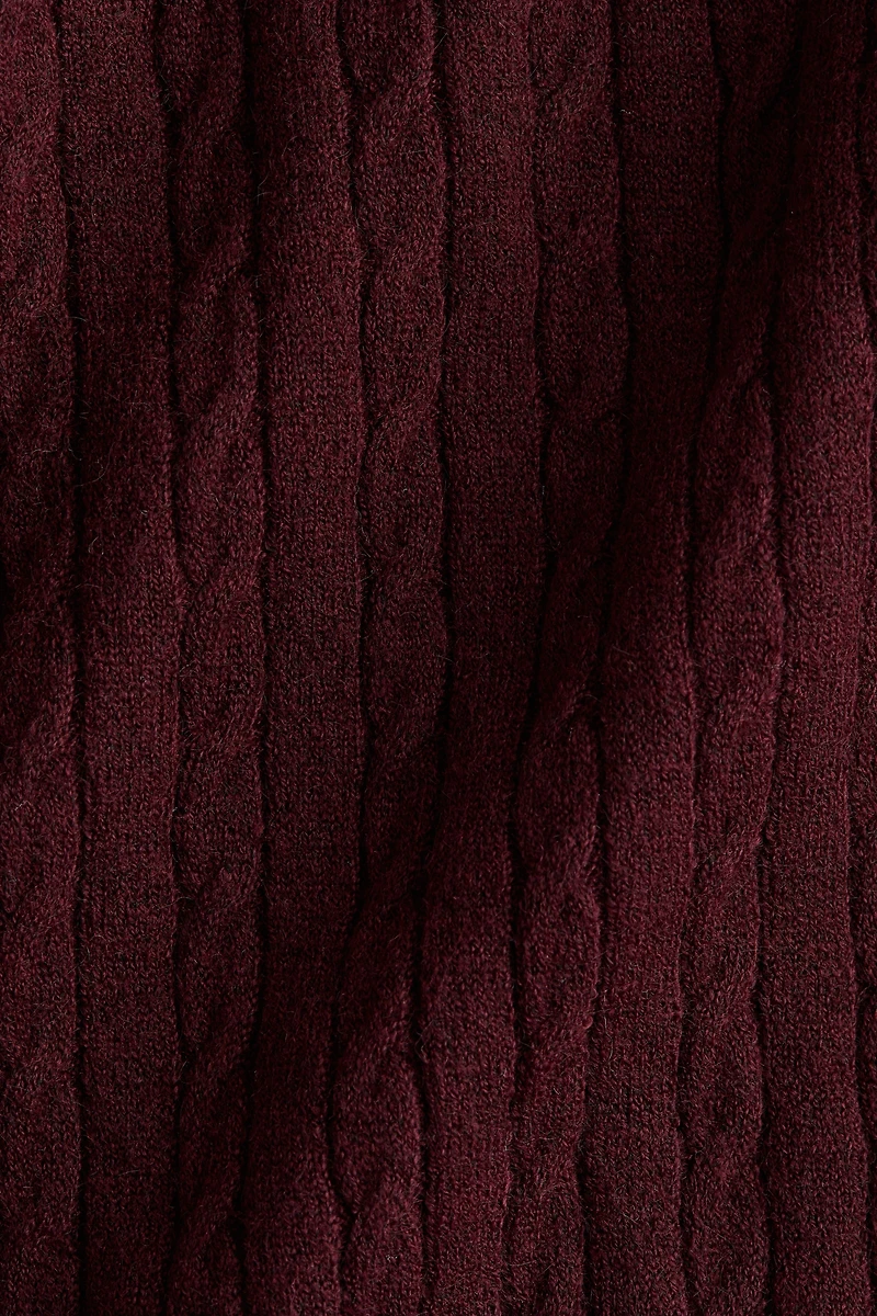 Chandail en tricot torsadé