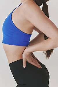Medium Support Seamless Sports Bra with DryMove™