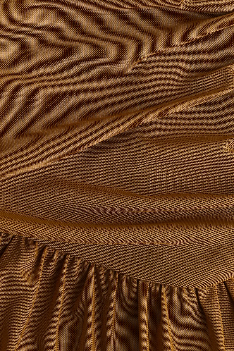 Robe en filet à effet drapé