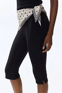 Scarf-Detail Capri Leggings