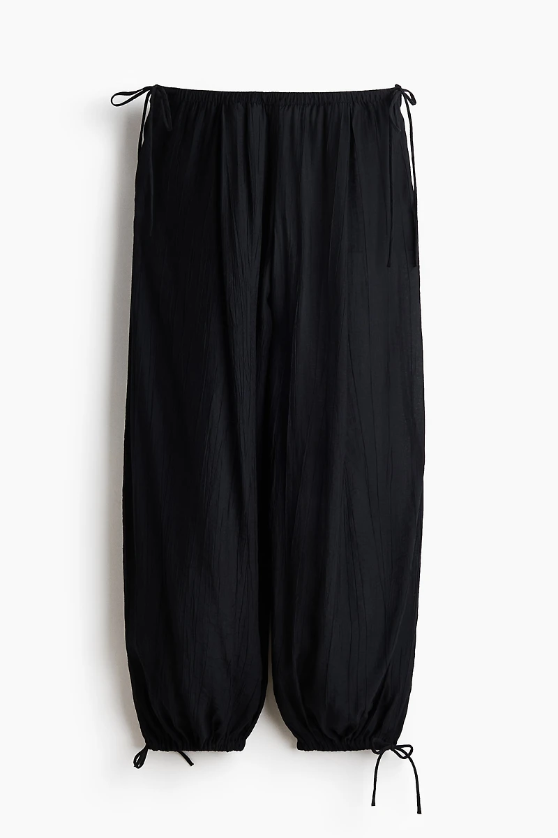 Balloon-Leg Pants with Drawstring