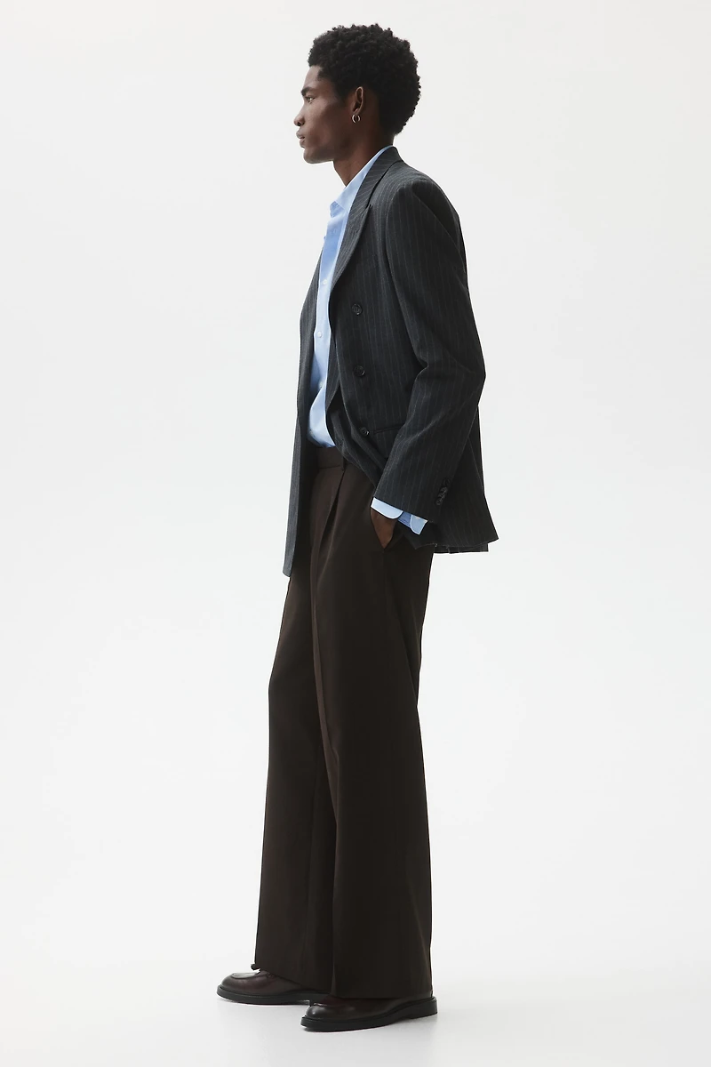 Loose-Fit Tailored Pants