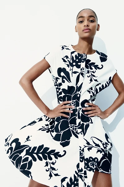 Robe à boutons en coton