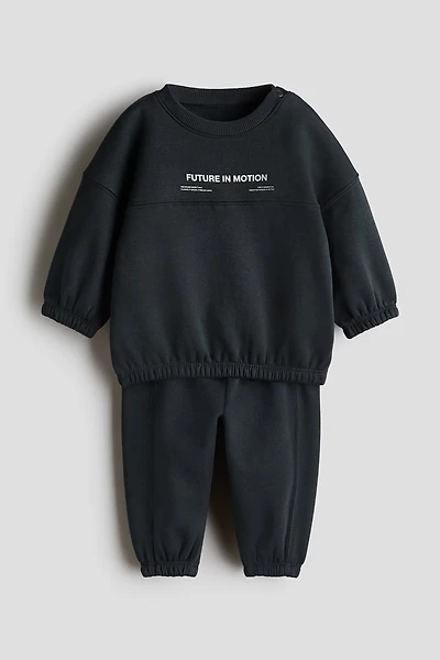 2-piece sweatshirt set