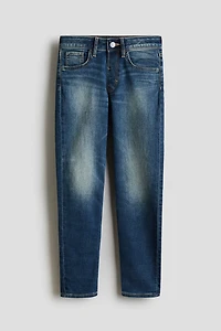 Relaxed Tapered Fit Jeans