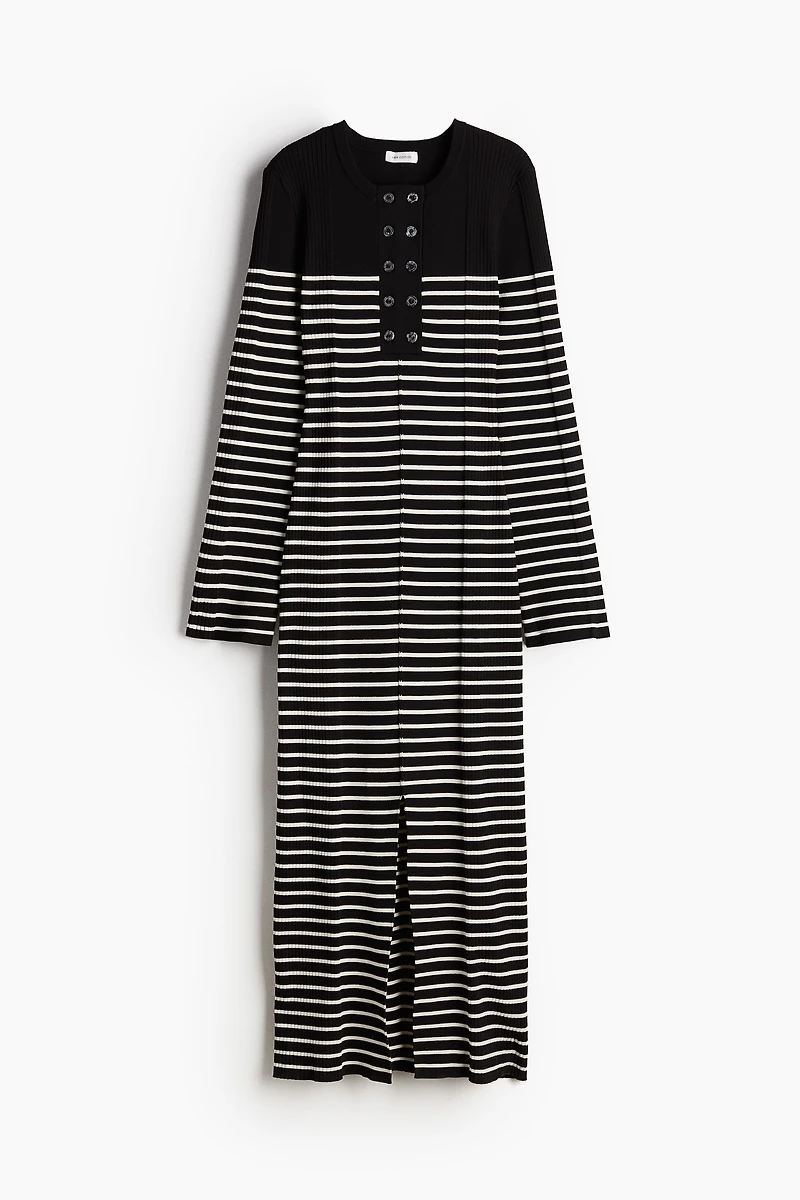 Robe longue en tricot côtelé
