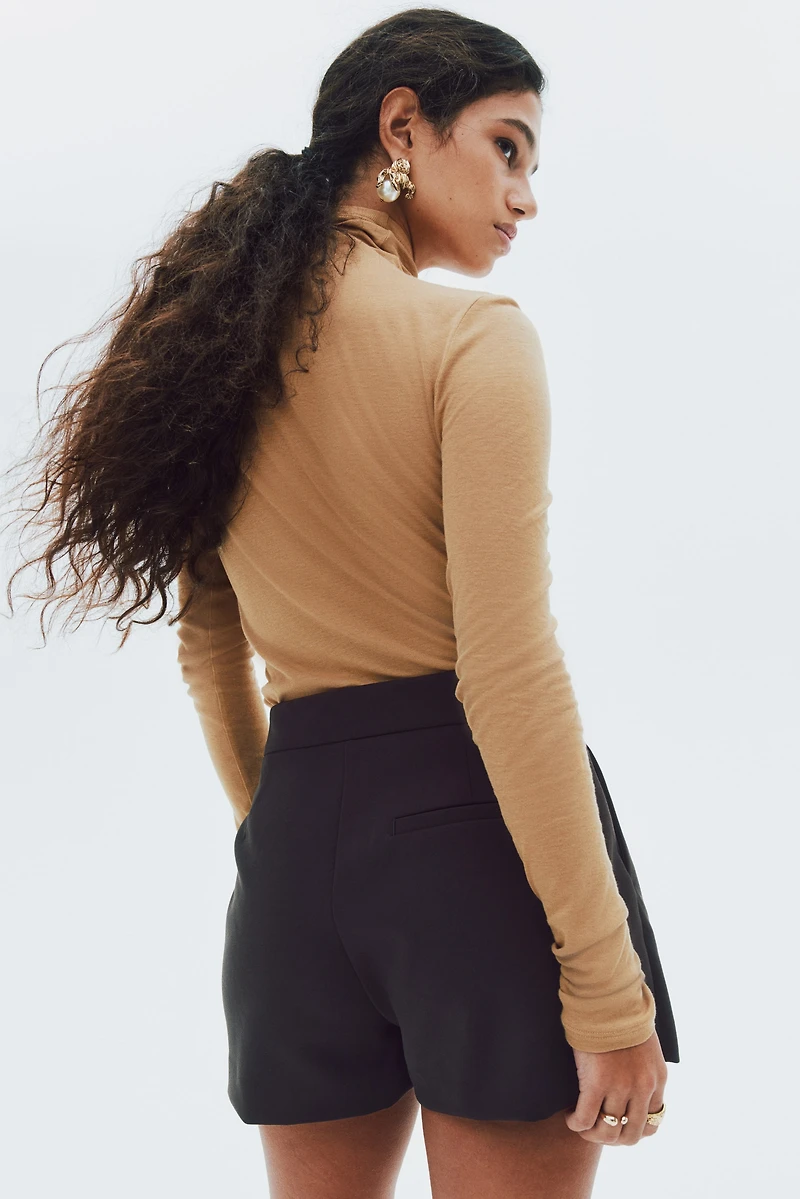 Mini jupe-short de tailleur