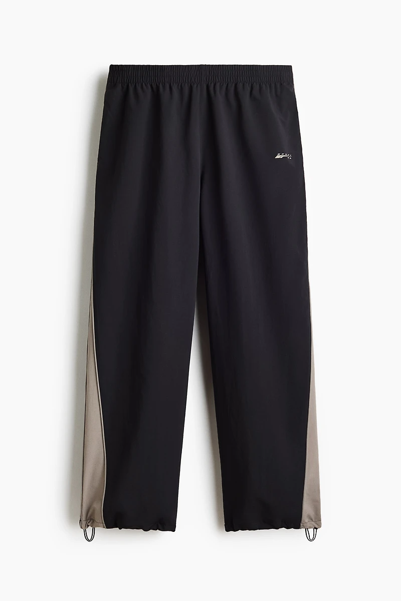 Loose Fit Nylon track pants