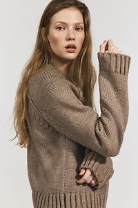 Raglan-Sleeved Sweater