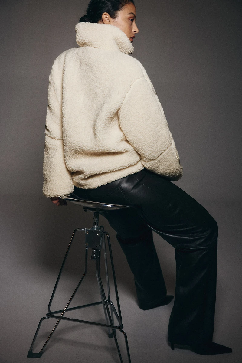 Veste flottante en tissu peluche