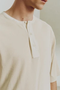 T-shirt à col tunisien ample en lin mélangé