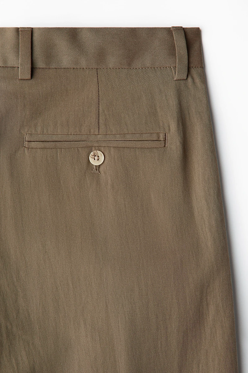 Loose-Fit Wide-Leg Pants