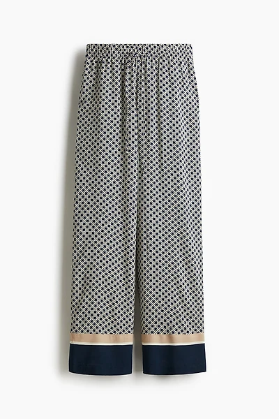 Wide-cut Pull-on Pants