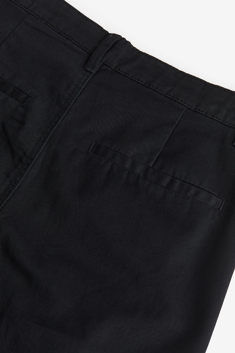 Relaxed Fit Chinos