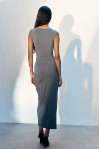 Robe à effet drapé