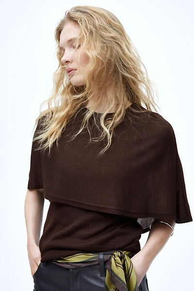 Haut cape en fin tricot