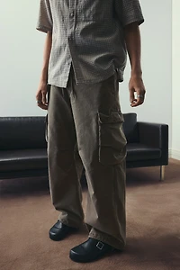 Pantalon cargo ample à effet délavé