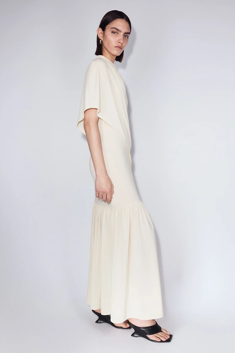 Robe en jersey avec cape