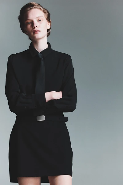 Minijupe avec ceinture