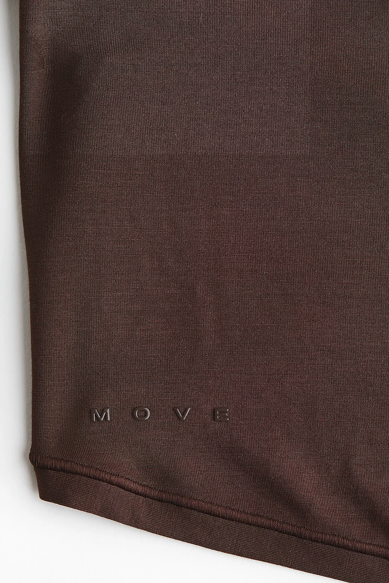 Cropped Long-Sleeved Yoga Top