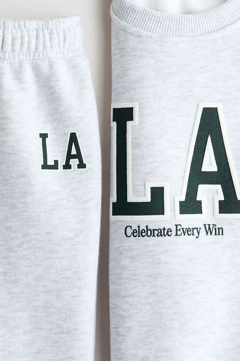 2-Piece Sweatsuit with Motif