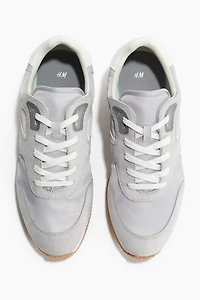 Retro Sneakers
