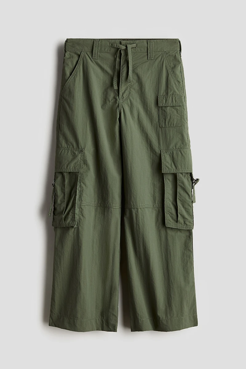 Wide-leg Cargo Pants