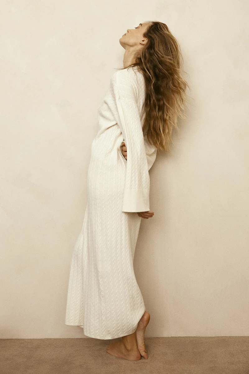 Robe en tricot torsadé