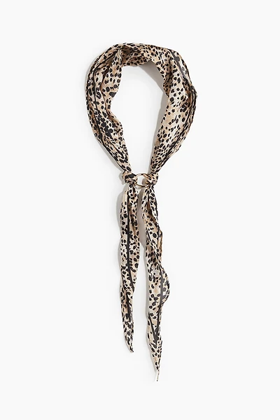 Foulard cravate avec détail en métal