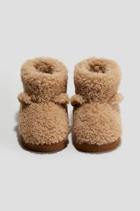 Fluffy-Lined Boots