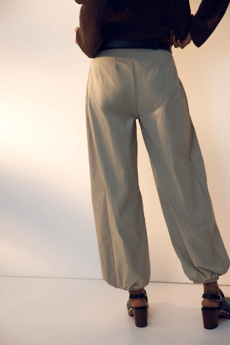 Balloon-Leg Nylon Pants