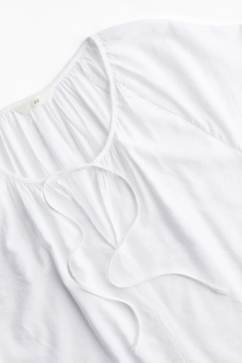 Raglan-sleeved Blouse