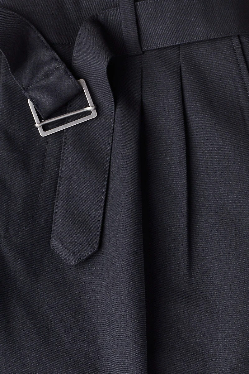 Pantalon décontracté avec ceinture