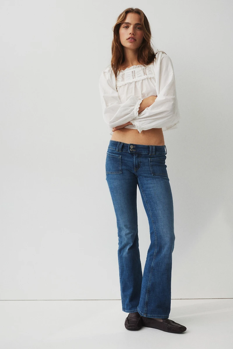 Flared Low Jeans