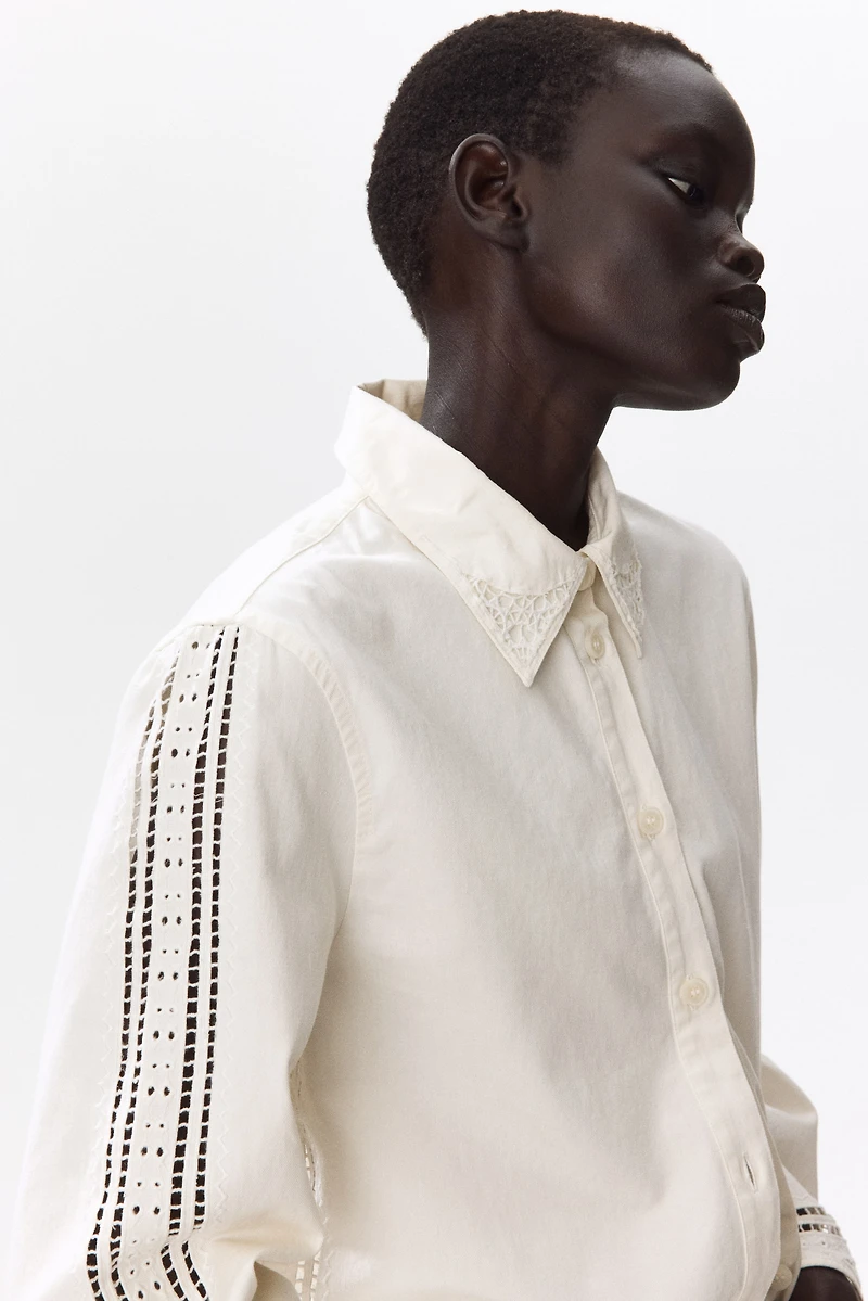 Veste en coton avec broderie anglaise