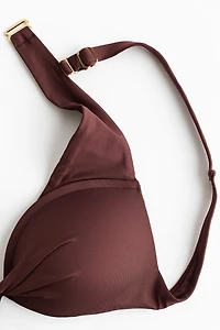 Haut de bikini pigeonnant